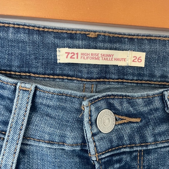 Women's Levi's 721 High Rise Skinny Jean - Picture 2 of 4